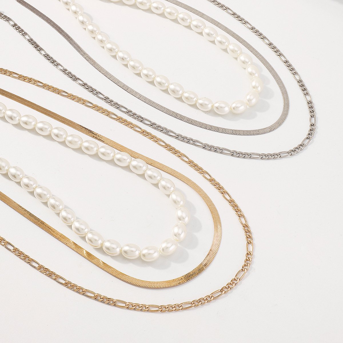 N1267 French elegant light luxury stacked necklace female snake bone chain pearl multi-layer simple show necklace