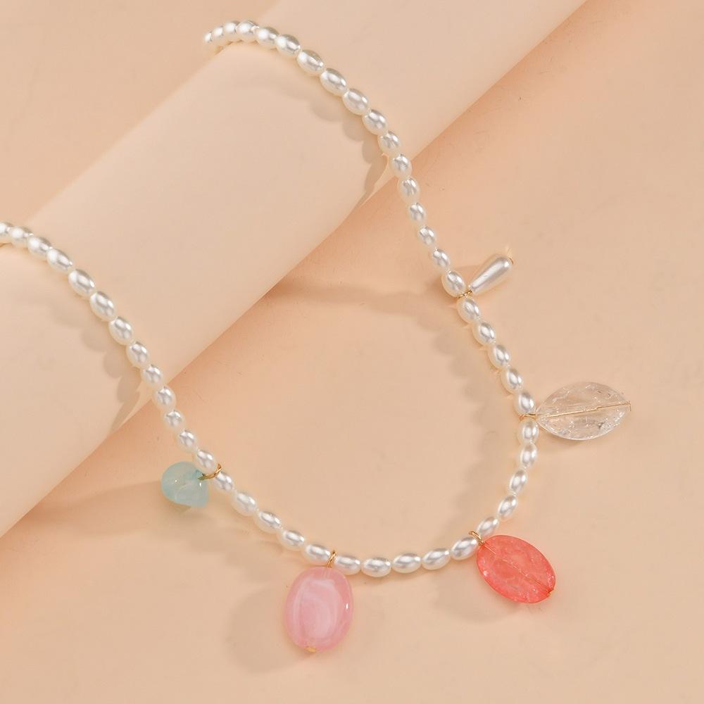 Fashion Geometric Oval Resin Acrylic Necklace Elegant Temperament Imitation Pearl Necklace Jewelry