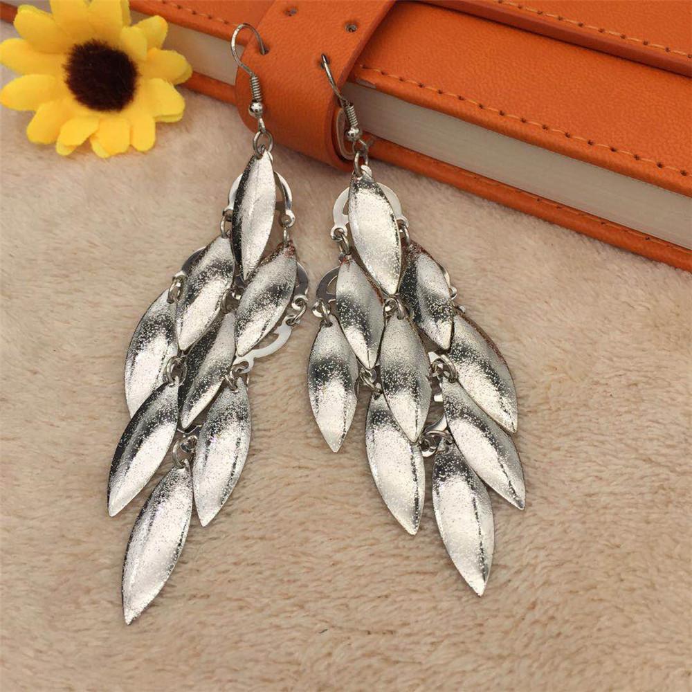 Atmospheric ethnic long string leaf-shaped metal frosted earrings earrings