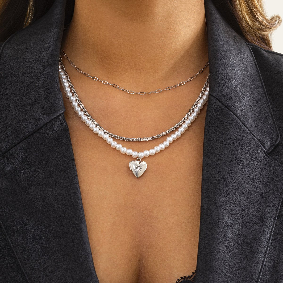 Jewelry Temperament Retro Diamond Heart Pearl Necklace Hip Hop Metal Geometric Clavicle Necklace