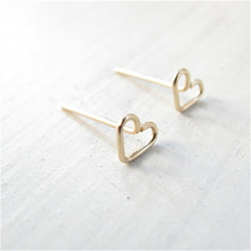 Tanabata Valentine's Day Gift Simple Hollow Peach Heart Love Stud Earrings Women's Classic Versatile Earrings Ear Jewelry