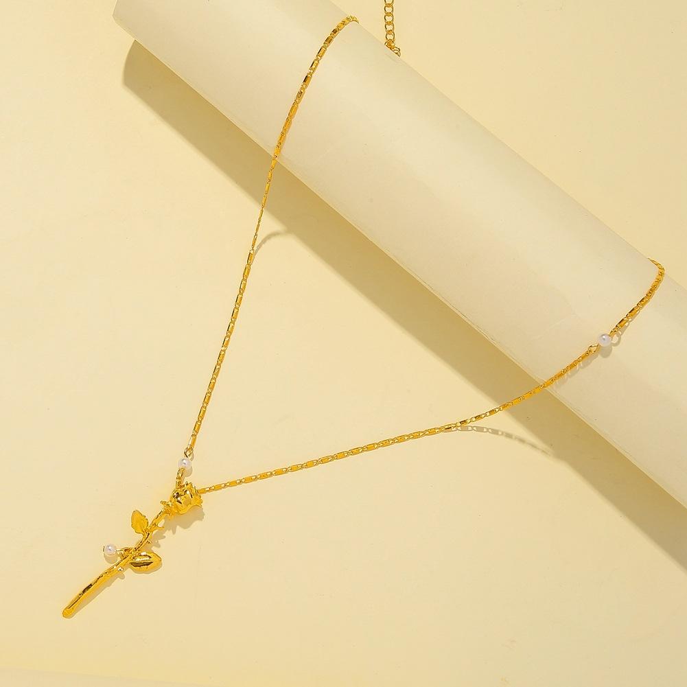 Necklace Simple Short Rose Pearl Clavicle Chain Temperament Design Sense Chain Niche Accessories
