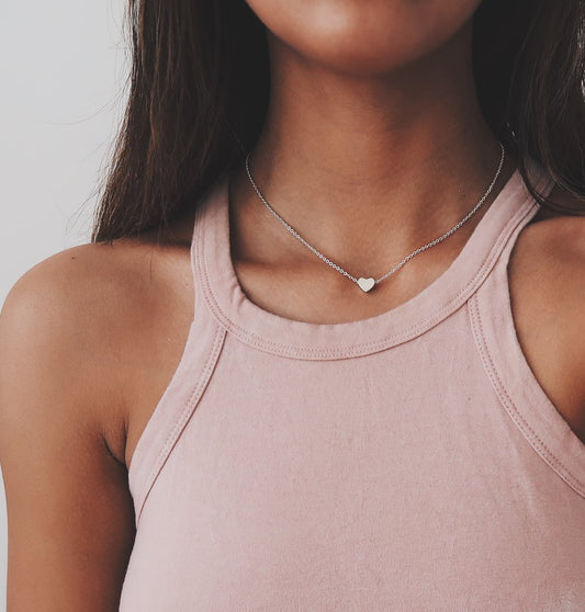 Ornaments Simple and Exquisite Versatile Necklace Alloy Peach Heart Simple Clavicle Necklace