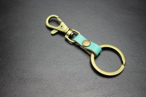 Top layer cowhide key chain key ring dog buckle 4 colors genuine leather bag pendant accessories ancient bronze color