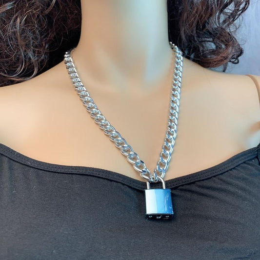 Jewelry cold hip-hop lock thick chain necklace women simple multi-layer sweater chain women