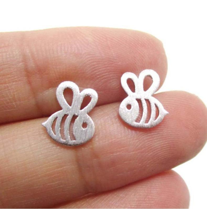 Popular Bee Stud Earrings Stainless Steel Plane Hollow Bee Shape Ear Stud Ear Stitch Insect Earrings