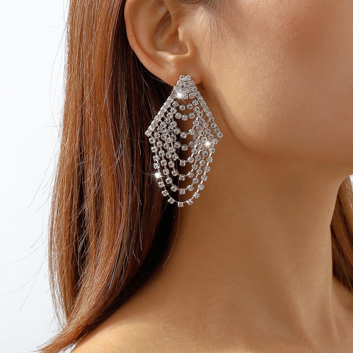 E198 Points Retro Layered Claw Chain Design Earrings French Elegant Creative Rhinestone Tassel Earrings