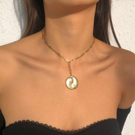 N8825 Exaggerated Necklace Hip-Hop Street Shot Y-shaped Long Necklace Temperament Retro Creative Clavicle Chain