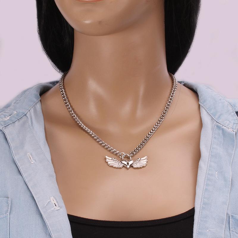 Stranded empty silver necklace simple personality ins niche design net red hipster retro wing necklace