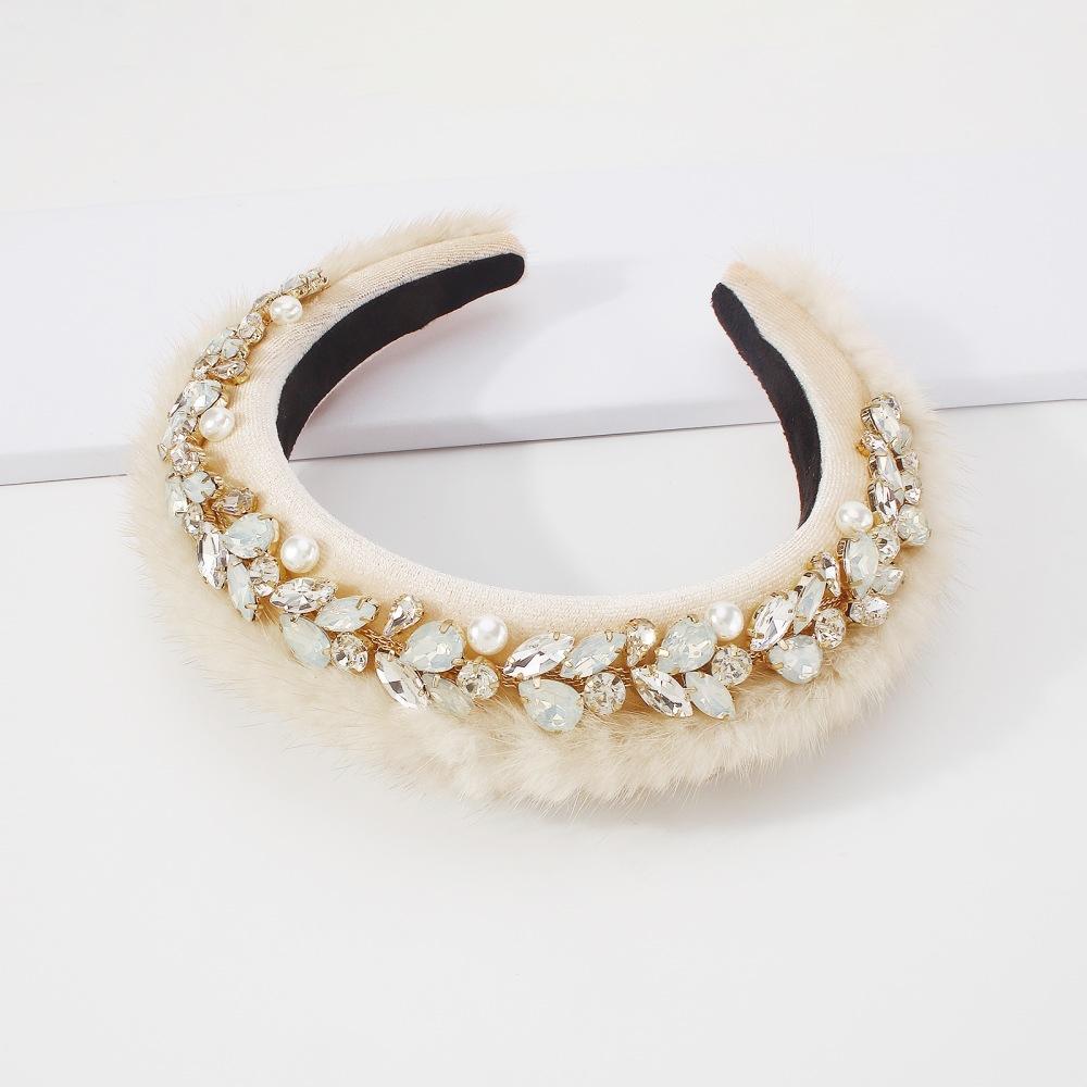 F3658 fabric mink hair ornament pearl catwalk retro hair hoop personalized heavy industry age-reducing head hoop
