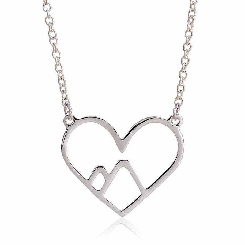 Explosive jewelry simple love peach heart hollow mountain necklace empty peach heart mountain pendant clavicle chain
