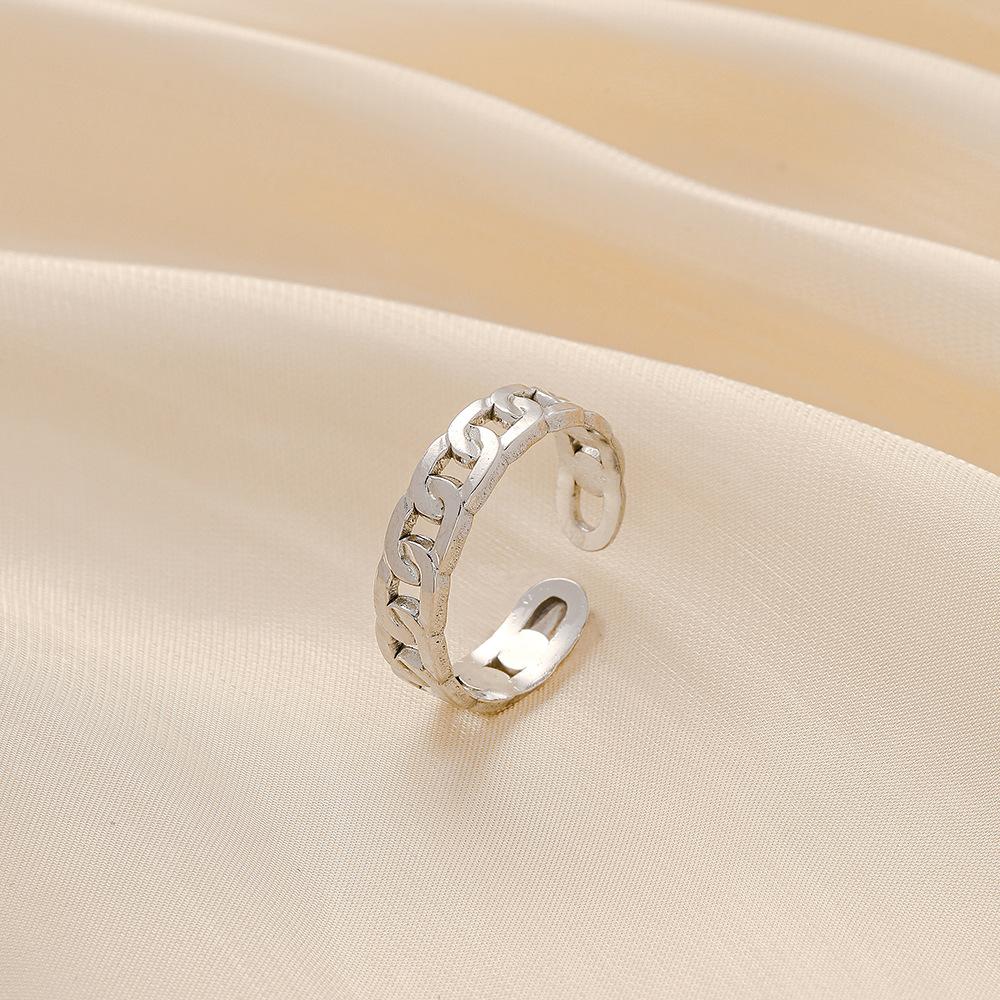 Simple temperament small fresh niche design sense ladies stainless steel open chain stripe adjustable ring