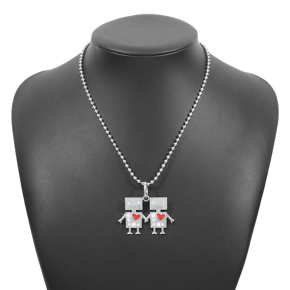N955 Personality Cartoon Robot Pendant Necklace Simple Necklace Fun Heart Diamond Necklace Women