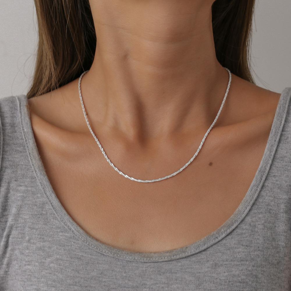 Trendy simple cold water wave chain necklace personality wave pattern sparkling flash niche lady clavicle chain