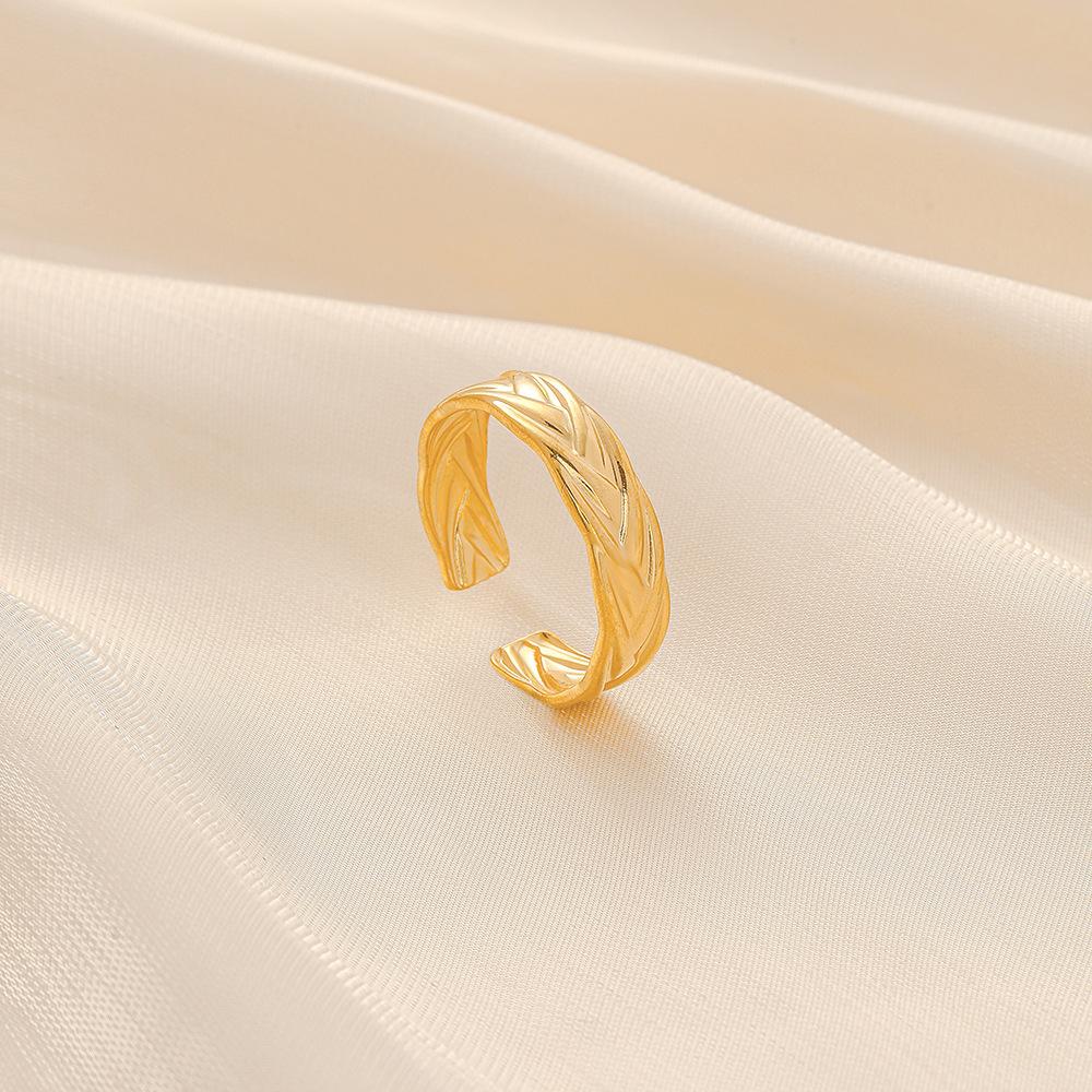 Fashionable stainless steel opening braided hemp pattern adjustable ring Simple and versatile luxury ladies ring