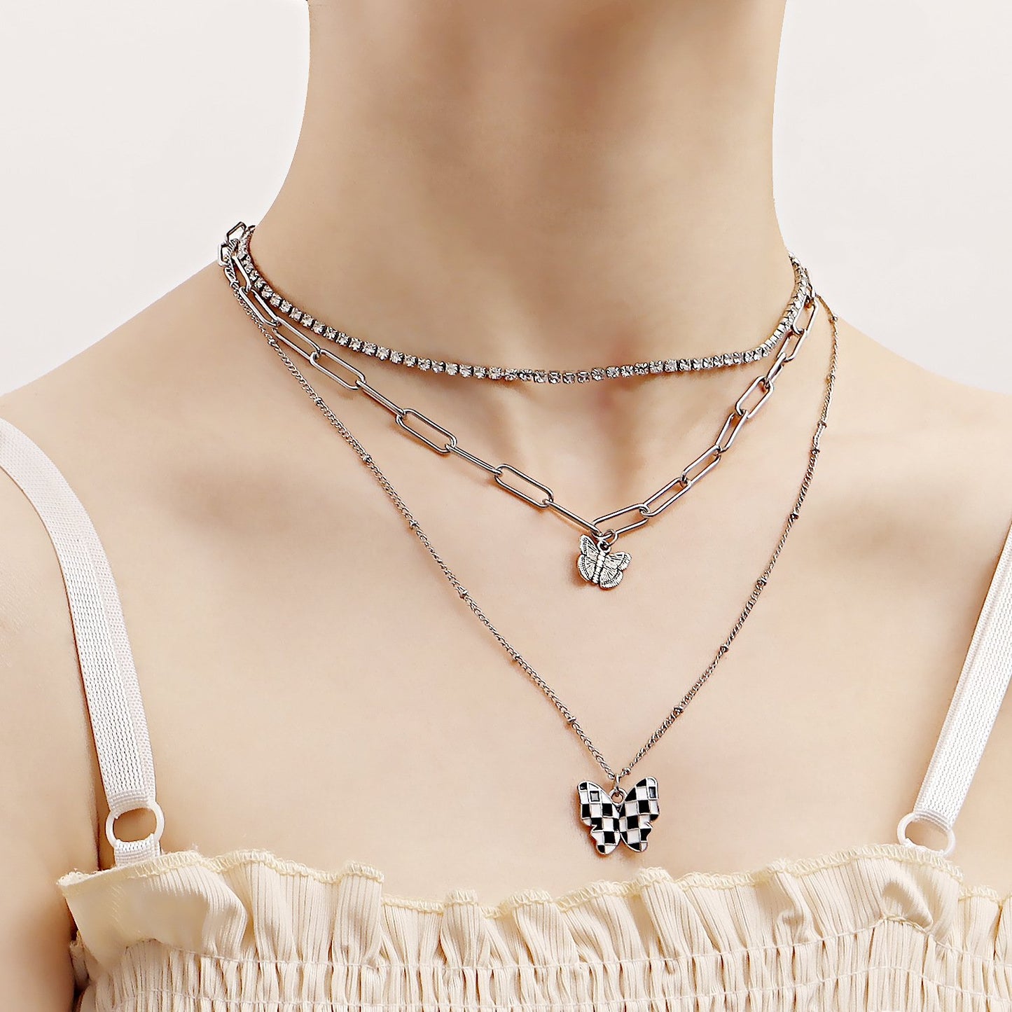 Jewelry Black and White Grid Butterfly Claw Drill Set Necklace Women's Street Shooting Exaggerated Butterfly Clavicle Chain Necklace