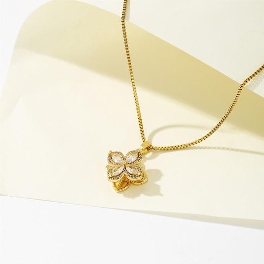 Time to run creative design rotatable four-leaf clover necklace female lucky rotating car collarbone chain