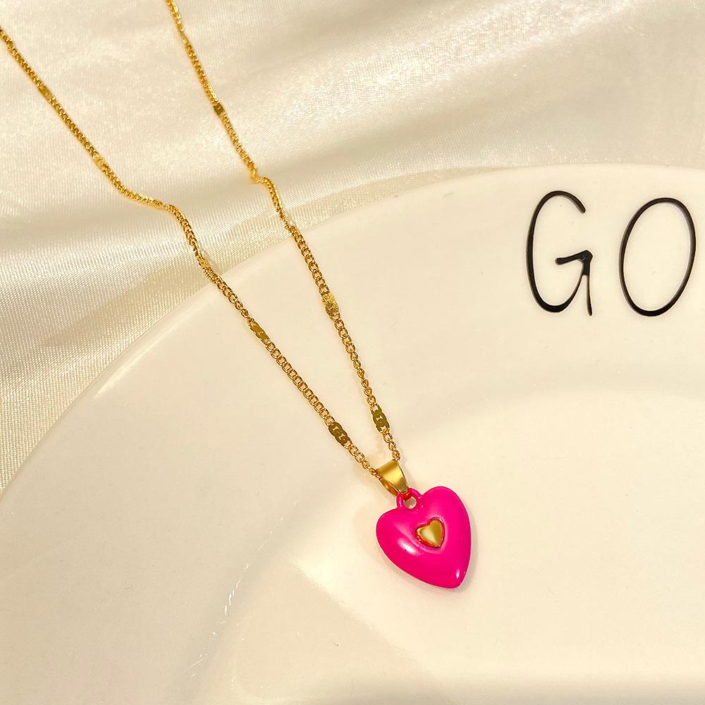 Fashion enamel dripping oil double love necklace French light luxury inlaid peach heart pendant clavicle chain simple necklace