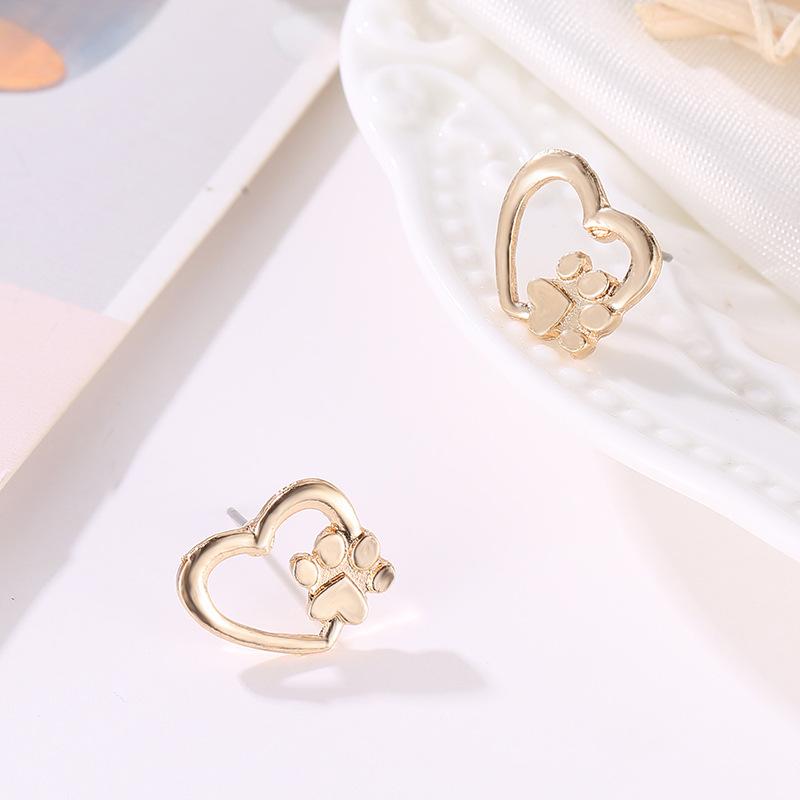 Creative Accessories Earrings Simple Love Dog Claw Hollow Peach Heart Stud Earrings