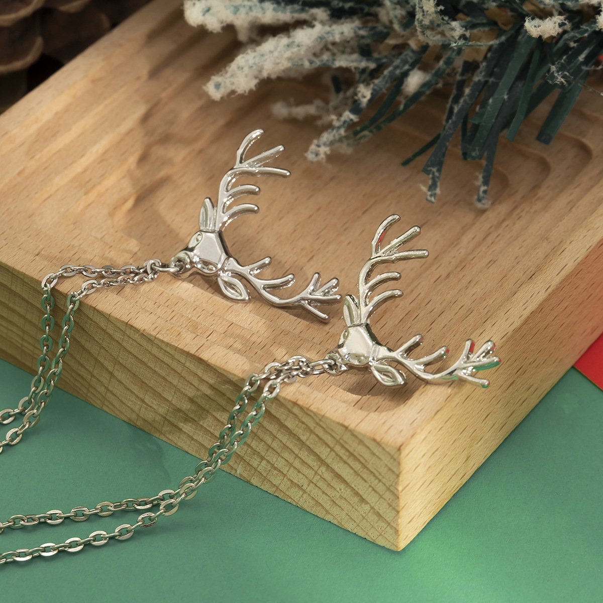 Jewelry Personality Sweet Cool Antlers Tassel Collar Pin Buckle Women's Versatile Chain Double-layer Simple Clothing