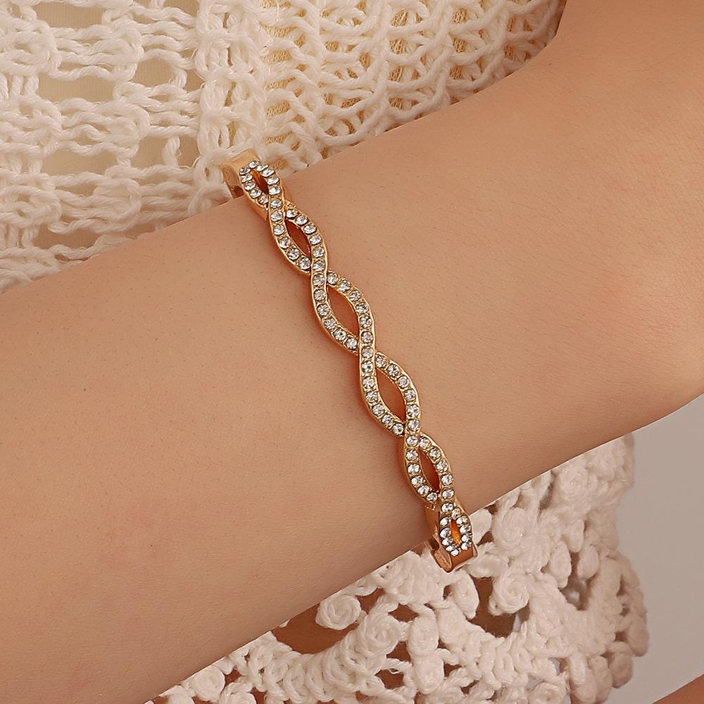 Twist bracelet ins full diamond hollow cross geometric fashion bracelet simple personality bracelet