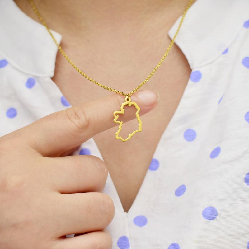 Hollow Ireland Country Map Necklace World Map Europe Pendant Stainless Steel Jewelry