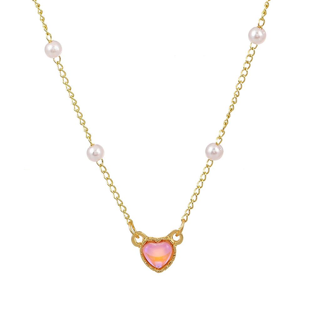 Ins Love Pearl Necklace Female Fashion Niche Peach Heart Pendant Clavicle Chain Sweet Simple Necklace