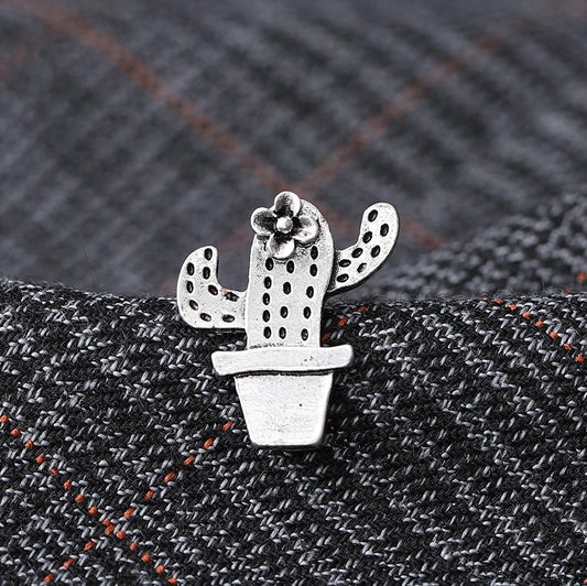 ins mini cactus brooch men and women with the same paragraph retro fashion old metal collar pin suit brooch