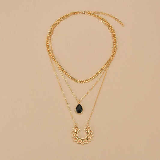 Retro Pattern Alloy Pendant Necklace Fashion Black Bezel Diamond Multilayer Necklace Accessories