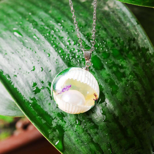 Temperament Ball Shell Necklace Transparent Resin Clavicle Chain Jewelry