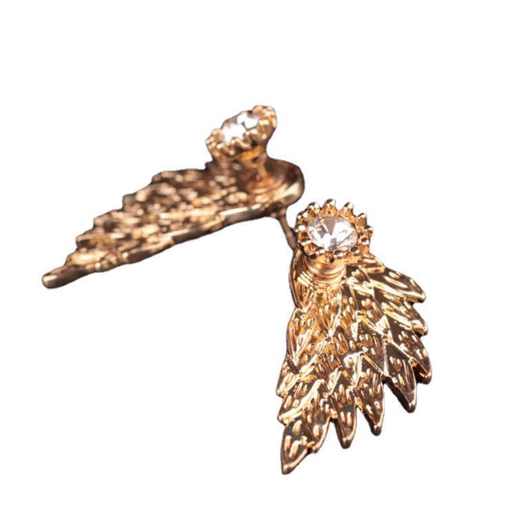 Retro Harajuku Stereo Wings Trendy Earrings Feather Diamond Fashion Alloy Beautiful Temperament Piercing Earrings C611