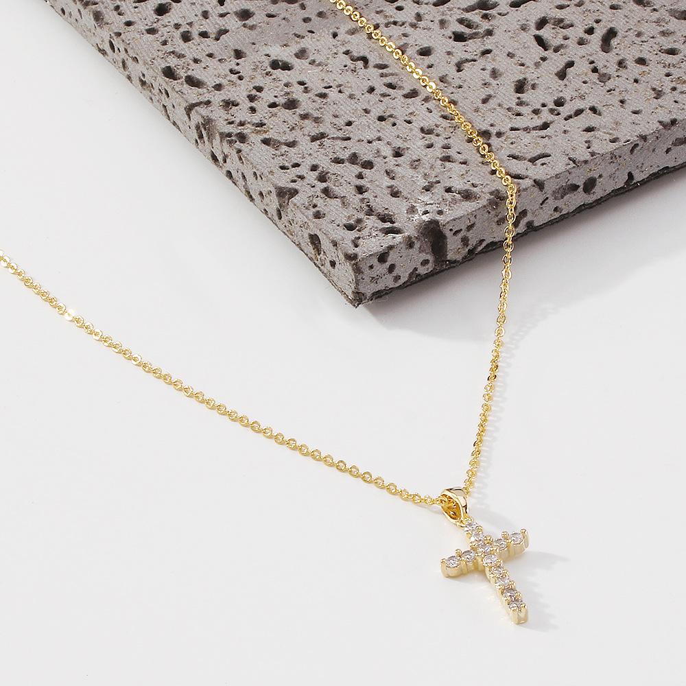 N7575 Simple Net Red Necklace Fashion Cross Pendant Necklace Personality Retro Sweet Clavicle Chain