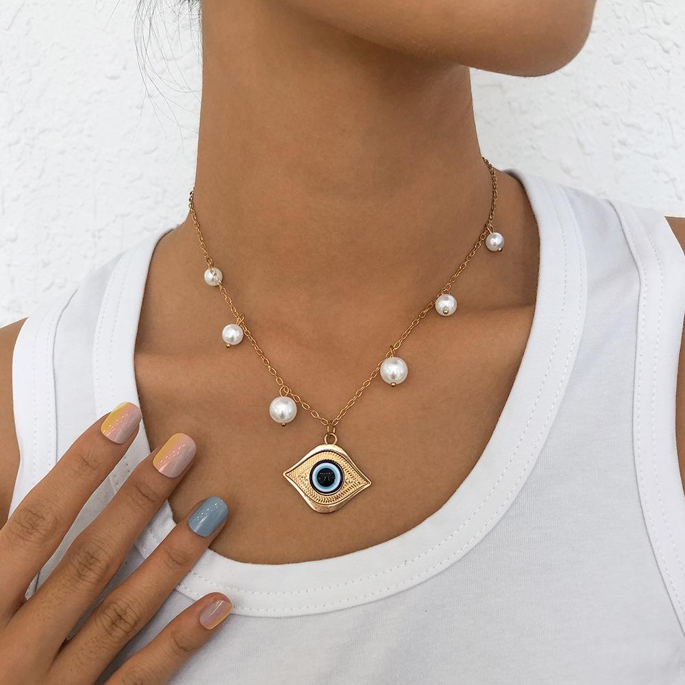 N9215 Exaggerated Necklace Devil's Eye Imitation Pearl Temperament Necklace Niche Geometric Creative Clavicle Necklace
