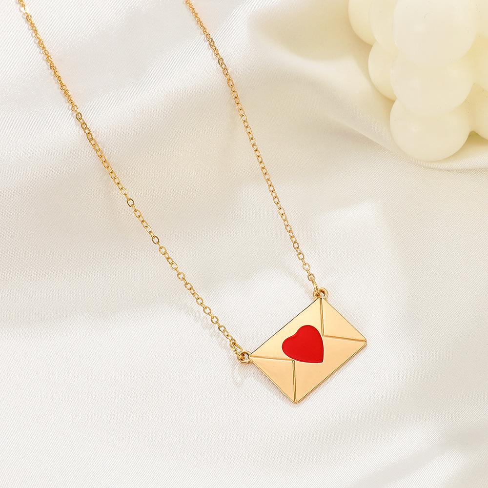 Send Acacia ins Simple Envelope Necklace Fashion Niche Design Drip Oil Love Letter Clavicle Chain