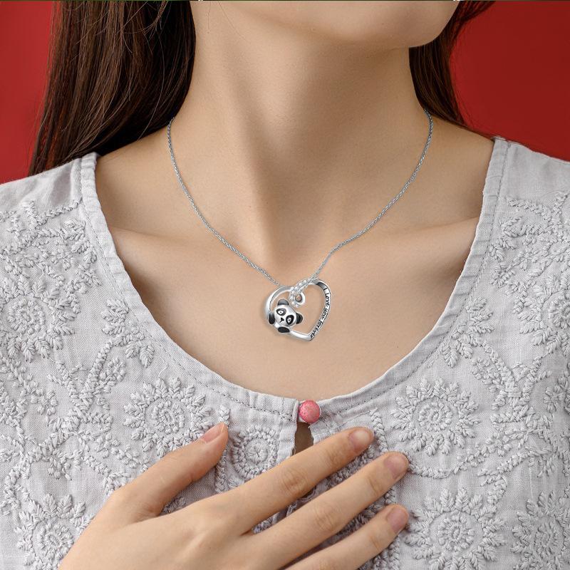Love Red Panda Pendant Necklace Female Cute Cartoon Animal Clavicle Chain Jewelry