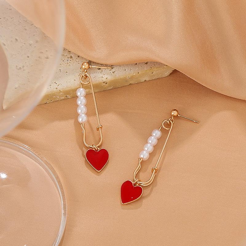 Pearl paperclip earrings female retro fashion creative love pendant earrings ins net red earrings