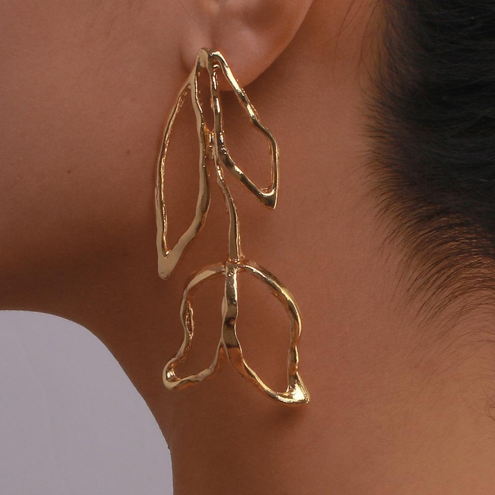 E1359 Personality Net Red Accessories Metal Hollow Flower Leaf Earrings Exaggerated Retro Long Earrings