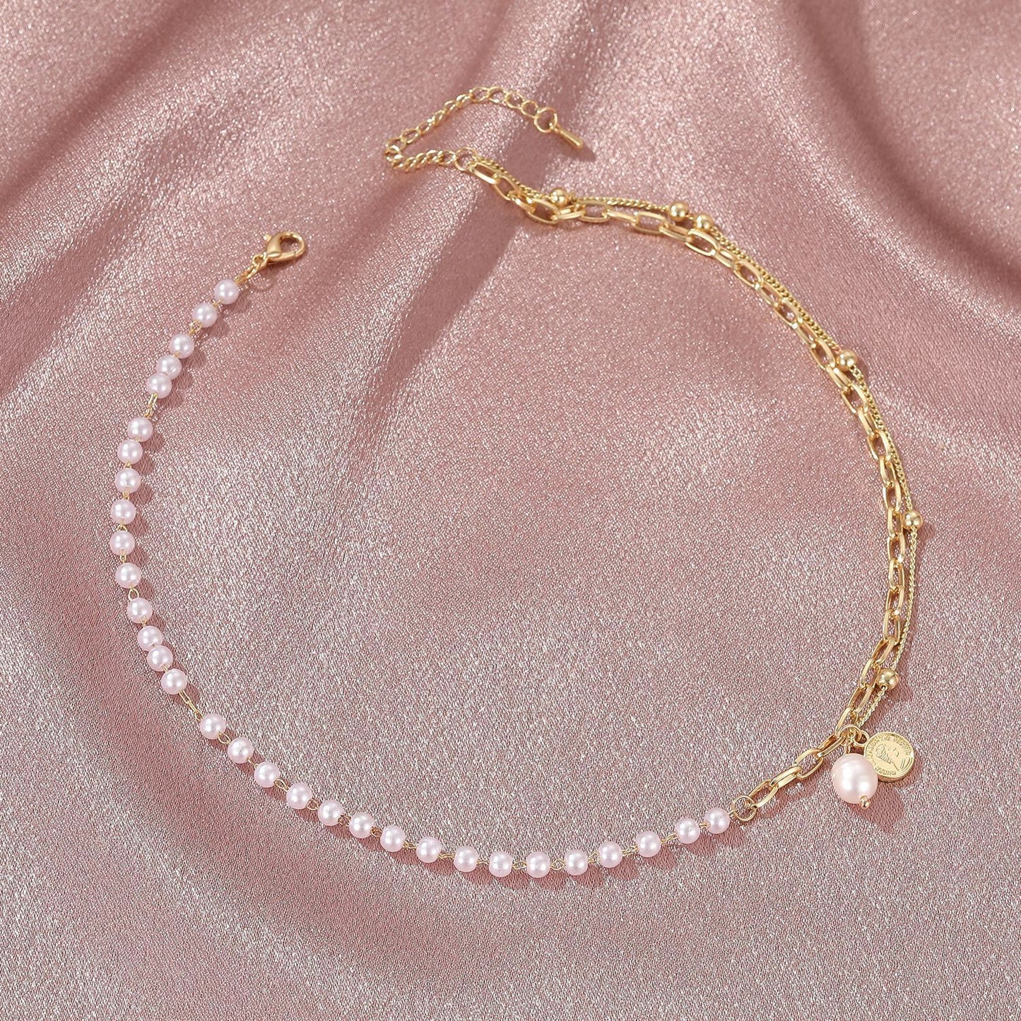 Retro Chain Pearl Pendant Necklace Fashion Temperament Trend Double Stacked Portrait Stitching Necklace