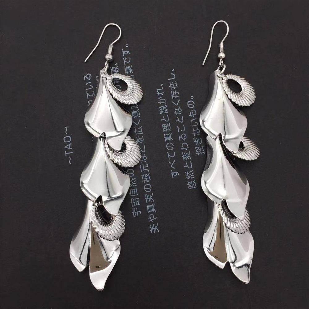 Exaggerated Trumpet Flower Earrings Tassel Earrings Jewelry