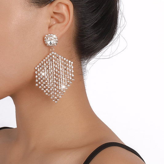 E1526 Temperament Claw Chain Rhinestone Tassel Earrings Baroque Light Luxury Internet Celebrity Fashion Earrings