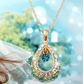 Crystal Pendant Angel Teardrop Necklace Hollow Color Diamond Clavicle Chain Jewelry