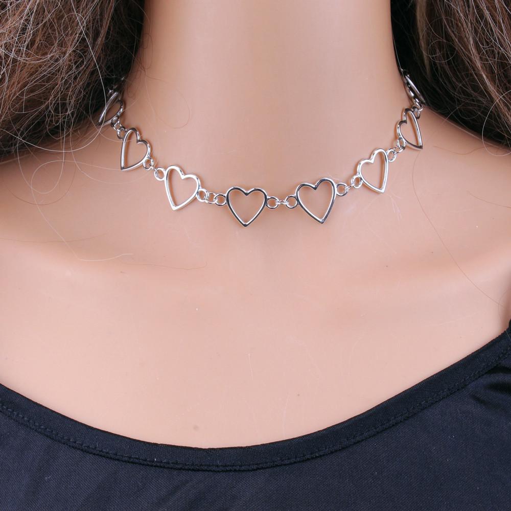 Necklace Jewelry Retro Alloy Hollow Peach Heart Necklace Necklace Personality Simple Necklace Clavicle Chain Female