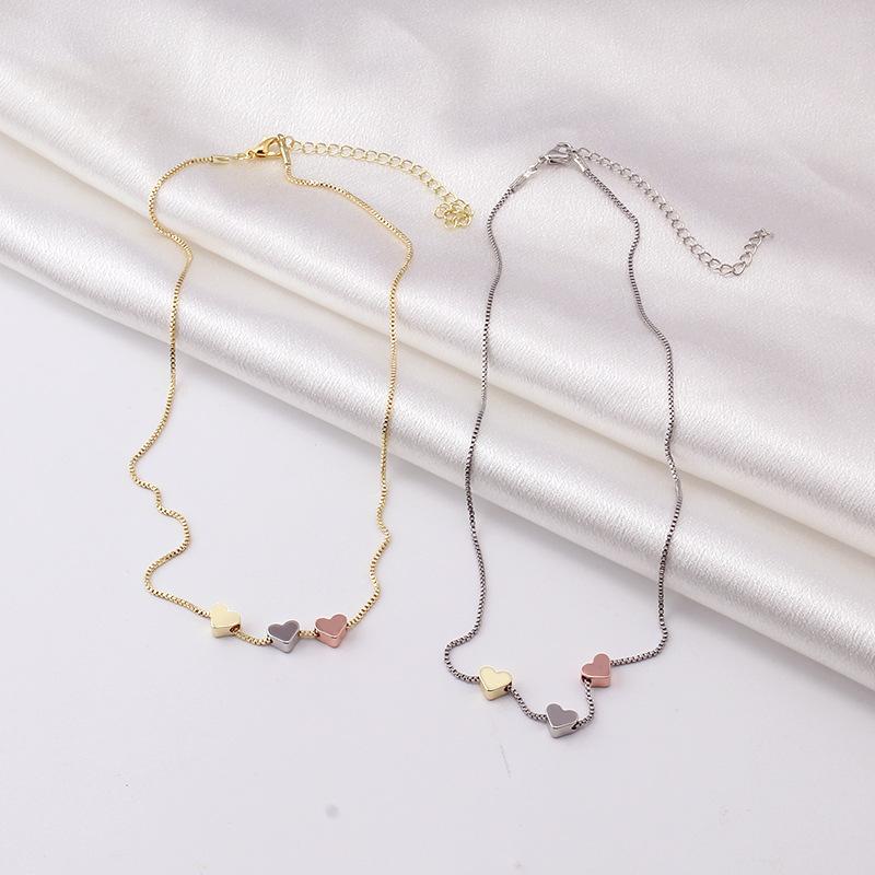 Simple Pendant Necklace Love Necklace Women's Advanced Sense Design Sense Light Luxury Niche Clavicle Chain Feminine Necklace