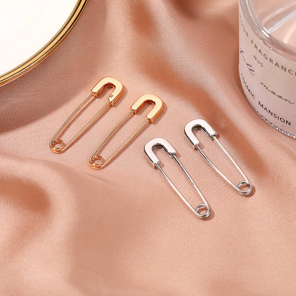 Paper clip earrings personality design sense simple ins cold cool handsome male and female pin earrings