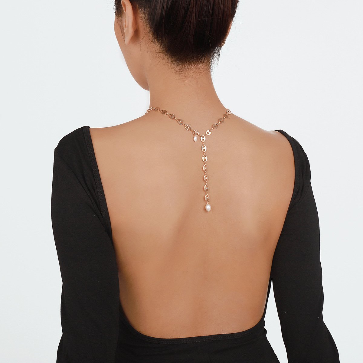 N8118 Back Chain Creative Pig Nose Necklace Female Simple Pearl Light Luxury Tassel Clavicle Necklace