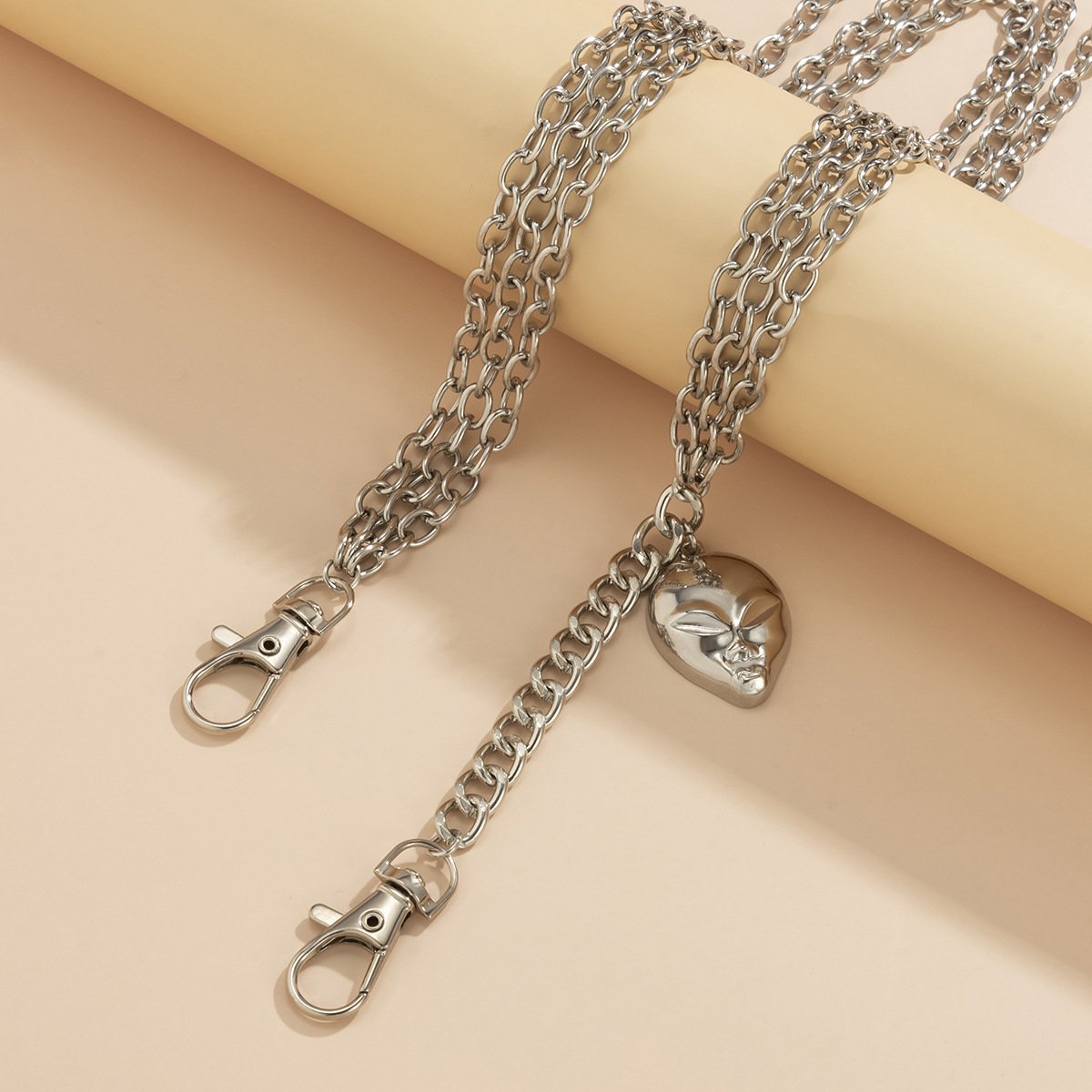 Personality Trend Alien Pendant Waist Chain Female Sweet Cool Simple Metal Chain Dress Pants Chain