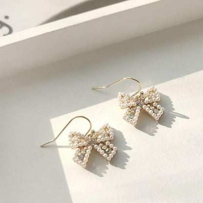 S925 Silver Needle Butterfly Pearl Earrings Women's Exquisite Small Stud Earrings Star Same Style Small Fragrance Earrings