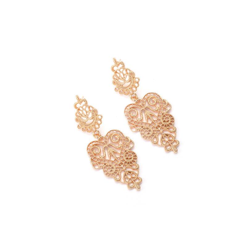 Earrings Versatile Bohemian Hollow Leaf Earrings Fashion Leaf Stud Earrings