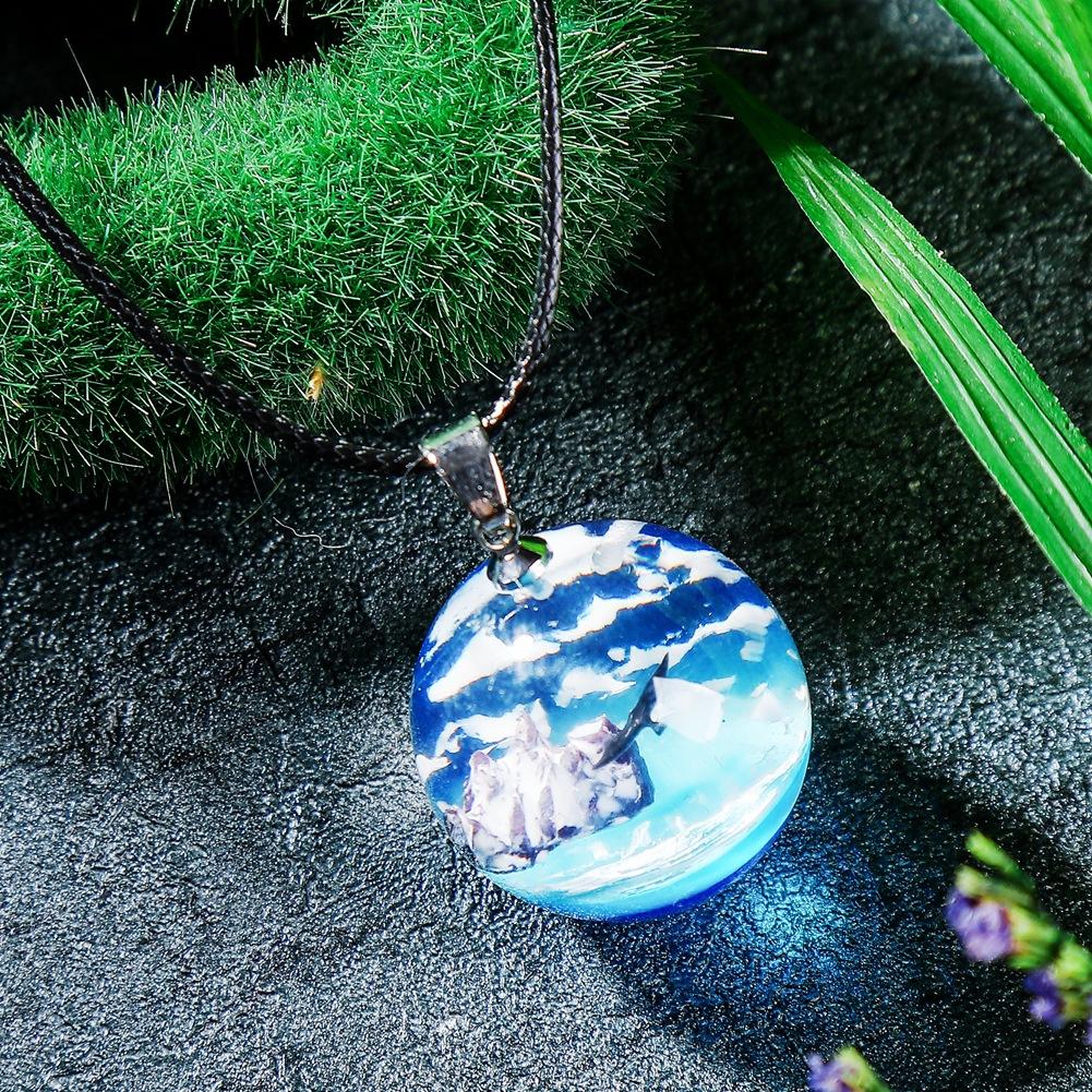 Ins creative handmade jewelry blue sky and white clouds eagle mountain luminous resin necklace