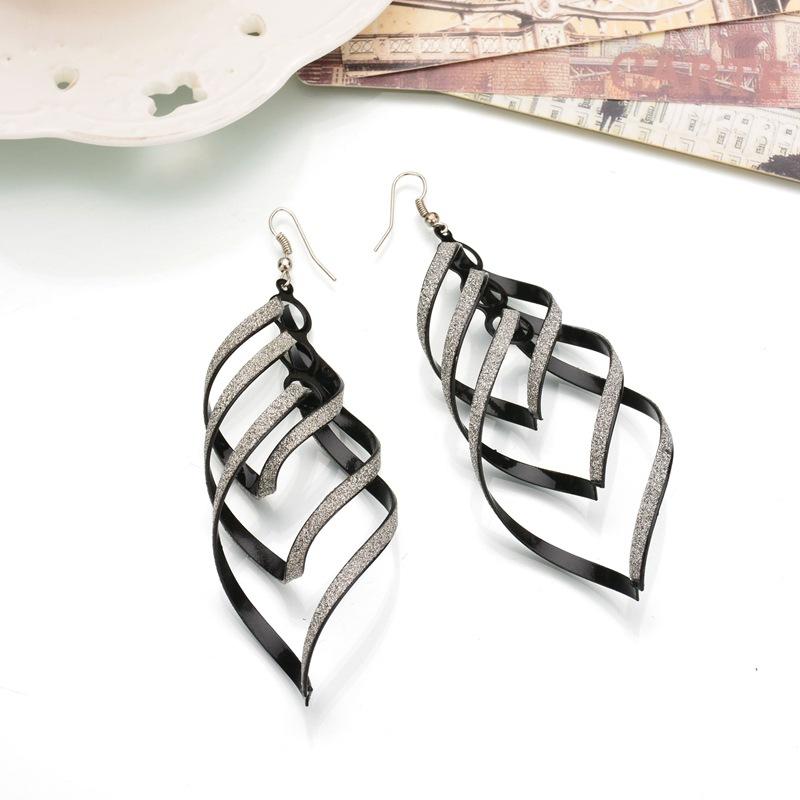 Fashion Pop Rock Punk Personality OL Spiral Earrings Stud Earrings Earrings Earrings Jewelry Women